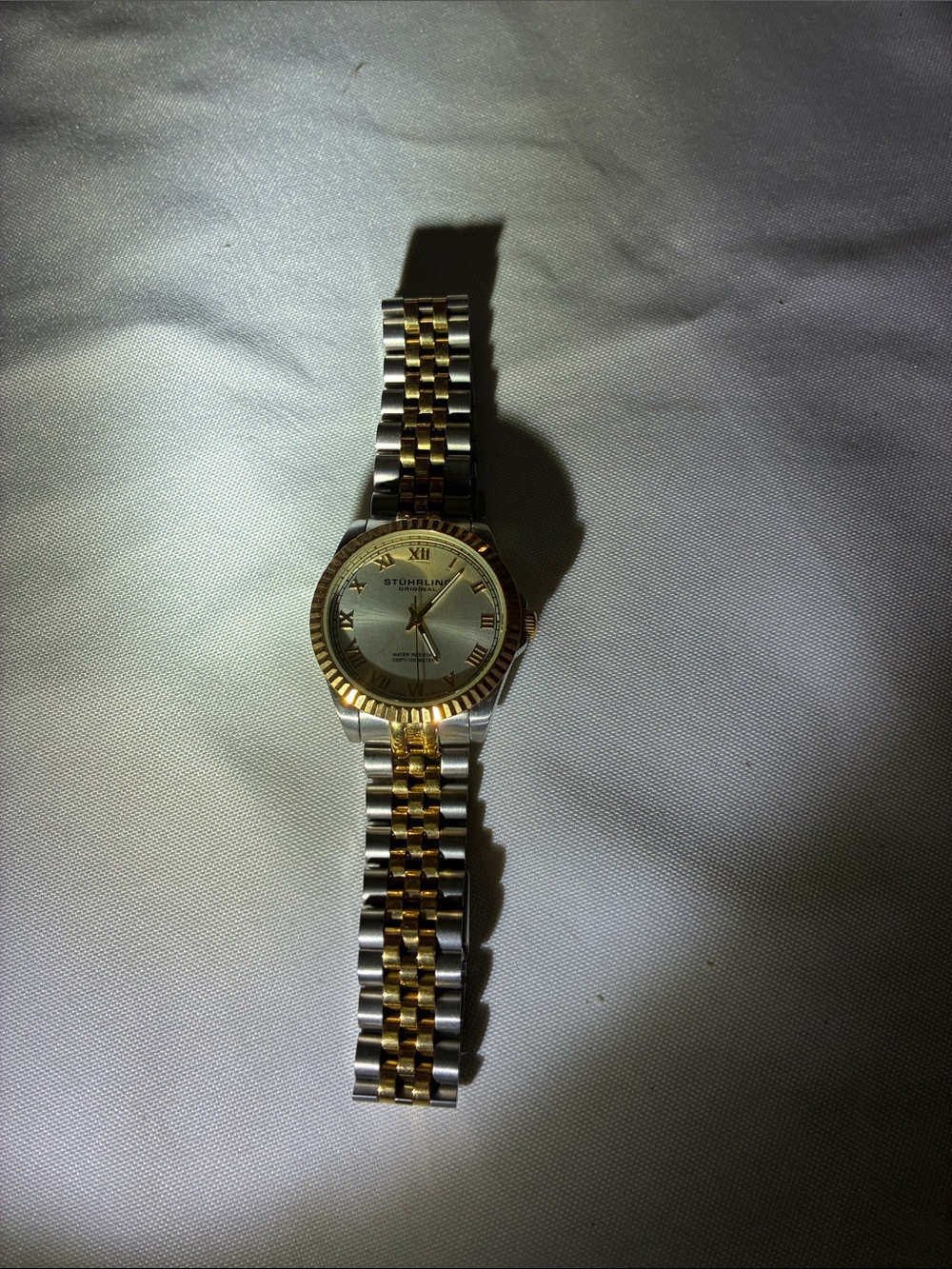 Stuhrling Original Two-Tone Ladies Watch in Gold and Silver NEEDS BATTERY